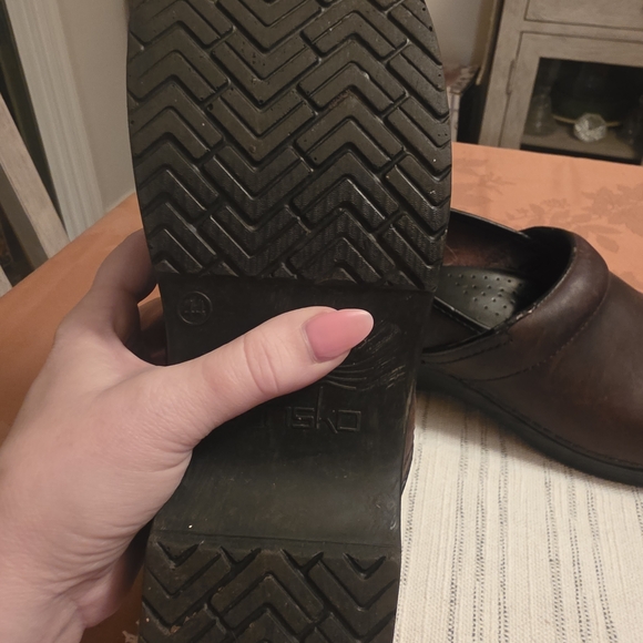 Dansko Men's Dark Brown Leather Loafers - Picture 5 of 6